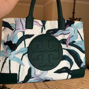 Tory Burch Large Shoulder Bag